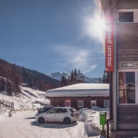 Lodge Maxon Pavillon By Mountain