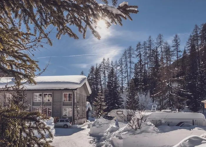 Maxon Pavillon By Mountain 达沃斯