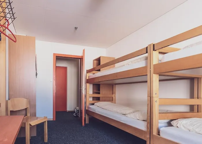 Maxon Pavillon By Mountain 山林小屋 *